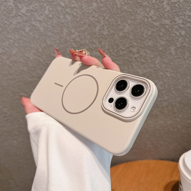Magnetic TPU Mobile Phone Case Holster Protective Fashionable Japanese Korean INS Style Heat Dissipation Cute Large Hole Design