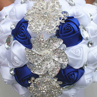 S0322 2023 nouveau décor de mariage floral soie rose avec ruban de satin cristal bouquet mariée tenant bouquet de fleurs