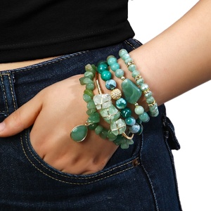 personnalisés 5pcs Bracelet en pierre naturelle queen pierre irrégulière Ensemble de bracelets avec pile de pierres précieuses