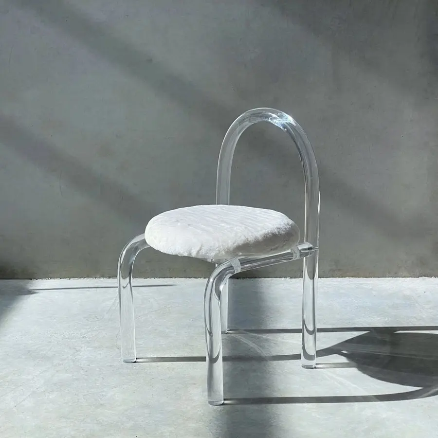 आधुनिक एक्रिलिक पारदर्शी कुर्सी तकिया के साथ