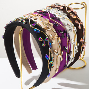 Elegante Diadema de Pedrería Multicolor, Banda Ancha para Peinados Apanados y Ondas Sueltas, Regalo para Ella - Product Image 1