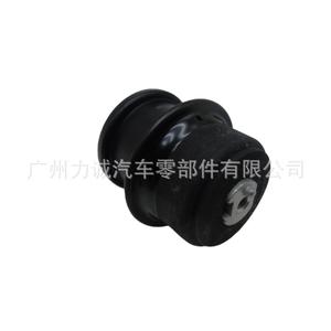 Support moteur droit d'occasion (0P120) pour modèles Toyota Crown 2.5/3.0 et Hiace, compatible avec GRS20/GRS218 - Product Image 1