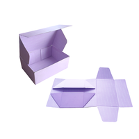 Caja de Correo Rígida Corrugada Negra Reciclable con Logotipo Personalizado, Tira de Desgarre y Cierre, Embalaje Personalizado para Calcetines, Materiales Reciclados