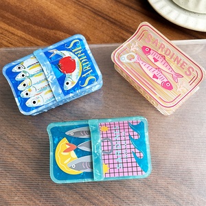Pince à cheveux créative populaire en acrylique à motif de poisson marin, pince à cheveux imprimée sardine pour femmes, pour les vacances et les coiffures quotidiennes - Product Image 2