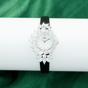 Wholesale Luxury Women's Quartz Watch Hiphop Style Custom Iced Full Zircon Bling Bling Waterproof Miyota Movement Brass Leather