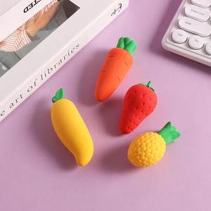 Netter Cartoon Obst Radiergummi Set Große Karotte TPR 3D Gummi Radiergummi für Kinder Spielzeug für Schüler Briefpapier Geschenk - Product Image 5