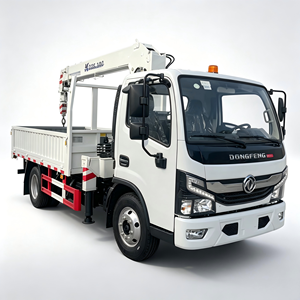Camión grúa Dongfeng de 4 toneladas con pluma telescópica hidráulica, camión ligero con grúa de carga en venta - Product Image 1
