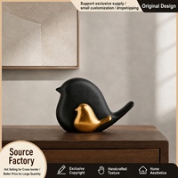 Sculpture moderne en céramique noire et dorée représentant une mère et un bébé oiseau, figurine artistique pour table, étagère de salon et décoration intérieure