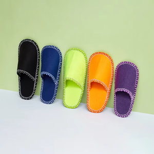 Chaussons d'intérieur en <span class=keywords><strong>feutre</strong></span> de haute qualité et bon marché en gros Nouveau design pour hôtel - Product Image 4