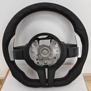 Volante LCI de rendimiento personalizado para <span class=keywords><strong>BMW</strong></span> F10 F22 F30 F31 F32 F34 F36 E92 E70 E71 X5 F15 X6 F16 - Product Image 4