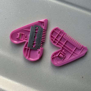 Mini tondeuse à cheveux pour poils pubiens, tondeuse manuelle en forme de cœur, accessoires de <span class=keywords><strong>coupe</strong></span> de cheveux pour enfants, étudiants, filles - Product Image 2