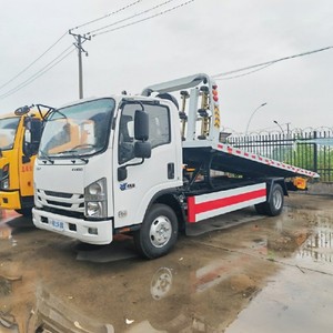 ISUZU KV100 4x2 <b>Flatbed</b> Wrecker Vehicle 4T Rollback Tow <b>Truck</b> 120HP Light Duty Road Rescue <b>Truck</b> Car Hauler <b>Truck</b> - Product Image 4