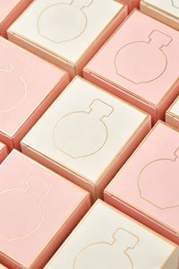 Coffret cadeau de parfum personnalisé avec logo pour femmes et hommes, parfum unisexe de luxe, boîte mystère, fragrance longue tenue - Product Image 4