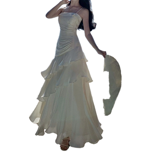 Robe d'été pour femme, style senior, pour cérémonie de maturité et anniversaire, de qualité supérieure, à col licou, à volants, mi-mollet, coupe droite, couleur unie - Product Image 1