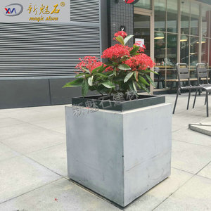Nuevo Macetero Cuadrado de Hormigón con Acabado Natural Magic Stone GRC, Tamaños Personalizados, Jardinera para Exteriores, de Pie - Product Image 3