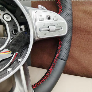Volante Deportivo de Lujo de 3 Radios en Cuero Negro Perforado con Costuras Rojas para <span class=keywords><strong>Mercedes</strong></span> CLA Clase C Clase E GLC - Product Image 5