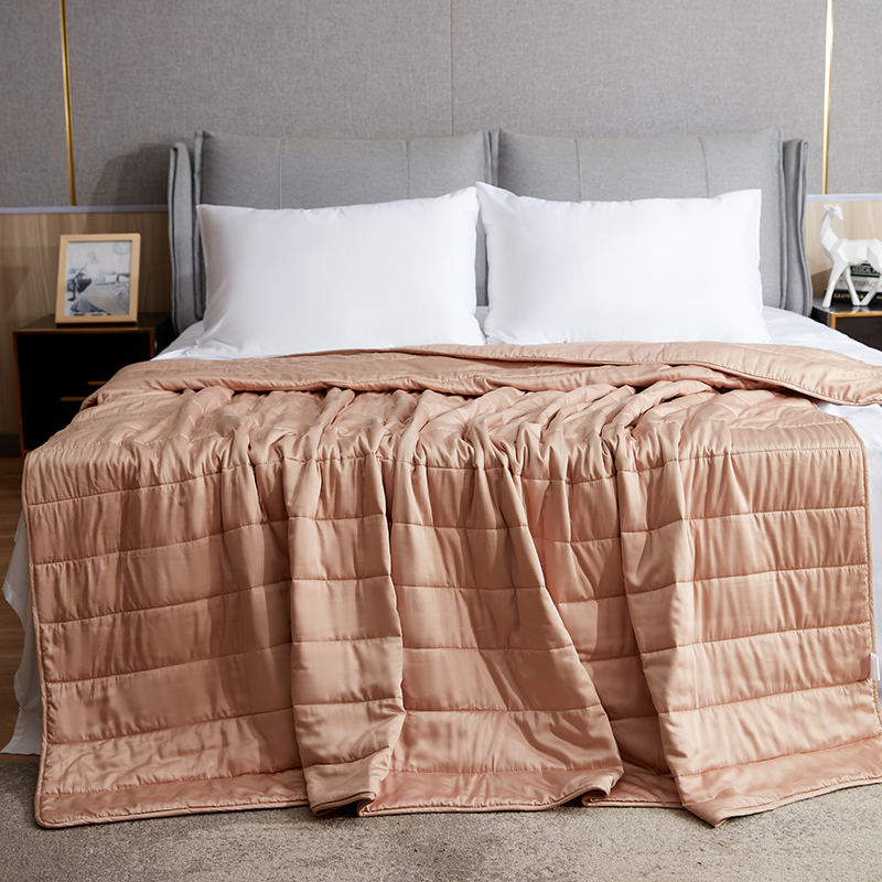 Бамбук основа шелковой вставкой Реверсивный Одеяло Постельные принадлежности высокого качества для отель King Size одеяла