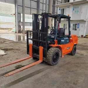 رافعة شوكية تويوتا مستعملة رخيصة بحمولة 2.5 طن و<span class=keywords><strong>3</strong></span> طن و5 طن بحالة جيدة للبيع - Product Image 4