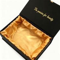 Boîte cadeau de luxe personnalisée noire et blanche pour perruque, brosse à cheveux, extensions, avec section magnétique et doublure en satin