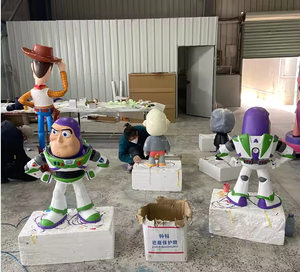 Özel Yapım Anime Figürleri Açık Hava Sergisi Gerçek Boyutlu Buzz Lightyear Woody Çizgi Film Oyuncak Hikayesi Heykeli Anime Figürleri Reçine Heykeli - Product Image 1