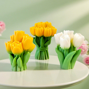 J10-404 Stampi in Silicone per Candele per Aromaterapia a Forma di Bouquet di Tulipani, Stampi a Fiore Fai da Te Fatti a Mano per Ornamenti in Gesso a Goccia - Product Image 2