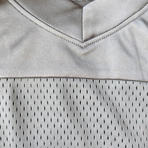 Camiseta de Fútbol Ligera para Hombre con Logotipo Personalizado, Malla Transpirable, Impresión por Transferencia de Calor, Manga Corta, Tela Satinada Sedosa - Product Image 5