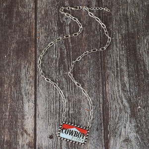 Collar con Placa de Identificación Estilo Vaquero Vintage, Colgante Retro de Esmalte Rojo y Blanco con Bloques de Color, Joyería de Estética Occidental Exclusiva y de Impacto - Product Image 4