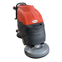 Nettoyeuse-sécheuse de sols professionnelle à batterie 24V BD 50/55 C, système à quatre roues avec réservoirs séparés