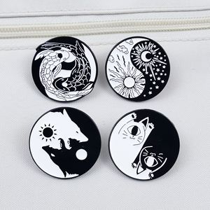 เข็มกลัดรูปทรงกลมลายไท่จี๋หยินหยางข้ามพรมแดน ลายแมวขาวดำ สุนัขจิ้งจอก ปลาคาร์พ  ตราโลหะผสม  เครื่องประดับเสื้อผ้า ขายส่ง - Product Image 3
