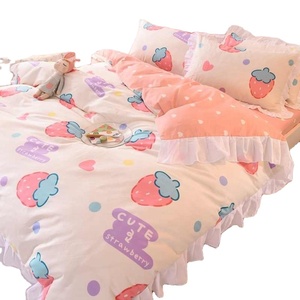 Conjunto de Roupa de Cama Kawaii Arco-Íris em Algodão Tamanho Twin Full <span class=keywords><strong>Queen</strong></span> com Estampa de Morango, Flores e Corações, Lençol Ajustado, Fronhas e Capa de Edredom - Product Image 1