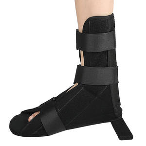 Attelle orthopédique de fixation de cheville réglable avec fonction de protection pour entorse et inversion du pied - Product Image 2