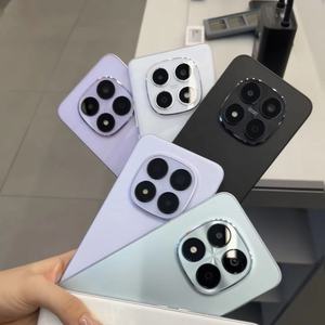 ريدمي نوت 15 برو+ بشحن 90 واط، شاشة 6.8 بوصة بدقة 1.5K وتردد 120 هرتز OLED، معالج ثماني النواة، كاميرا 50 ميجابكسل مع تثبيت بصري، بطارية 7000 مللي أمبير، مقاومة للماء والغبار IP68/IP69، يدعم شبكات الجيل الخامس، نظام أندرويد 15، هاتف ذكي باللغة الإنجليزية - Product Image 2