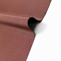 Tissu en similicuir PU brillant écologique gaufré pour chaussures de sport, intérieur de voiture, gants et doublure en suède pour le football et les activités de plein air