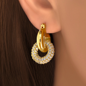 Boucles d'oreilles créoles épaisses plaquées or 18 carats, avec breloque cercle CZ entièrement pavée détachable, bijoux de luxe micro-pavés en zircon - Product Image 3