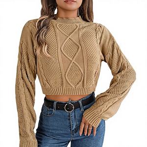 Camiseta Corta Elegante de Talla Grande con Mangas Cortas y Ligeramente Acampanadas, Sexy y Ajustada, Bordada, 100% Algodón, para Otoño e Invierno, Informal, para Fiesta, Estilo Urbano - Product Image 1