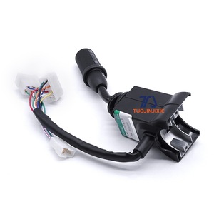 Interruptor de Expansión Combinado 701-21202 para Control de Luces y Limpiaparabrisas de Retroexcavadora JCB - Product Image 1