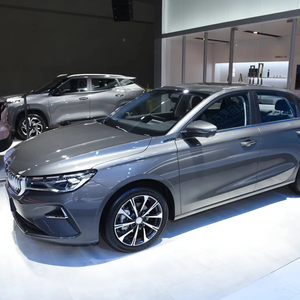 Dihao 2025, 4.ª Generación, 1.5L, CVT, Volante a la Izquierda, Auto a Gasolina con Aire Acondicionado Automático, Faros Halógenos, 2 Bolsas de Aire - Comprar Auto - Product Image 1