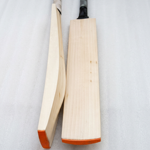 Bate de Críquet Clásico de Madera de Arce JNA Group, Borde Rojo Duradero, Tamaño Completo, Ambidiestro, Empaque Personalizado - Product Image 1