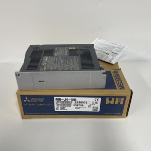Servoamplificador de CA MITSUBISHI Serie MR-J4 MR-J4-10B - Product Image 1