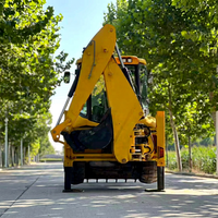 Excavatrice JCB d'occasion à vendre, équipement de construction jaune, pelle hydraulique sur chenilles pour travaux de terrassement