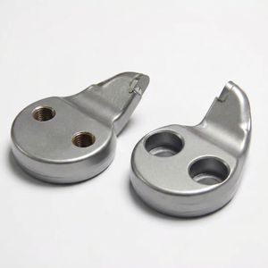 Denti da taglio per smerigliatrice di ceppi in carburo di tungsteno First Revolution River Teeth con 1 anno di garanzia per parti di macchine edili - Product Image 1