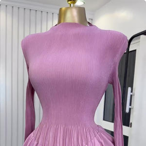 الأكثر مبيعًا ملابس نسائية صيفية جديدة بياقة نصف عالية أكمام طويلة خصر عالي الشكل فستان متدرج الطبقات - Product Image 3