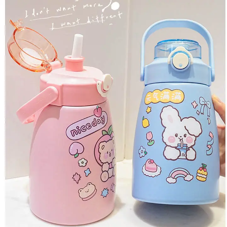 Изолированные бутылки для воды из нержавеющей стали с логотипом на заказ для детей, с мультяшным принтом и соломинкой