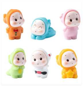 Statuette in Resina Dura 3D di Persone e Stelle in Miniatura, Giocattoli da Collezione dell'Amore e dell'Amicizia Prodotti in Cina, Promozionali - Product Image 6