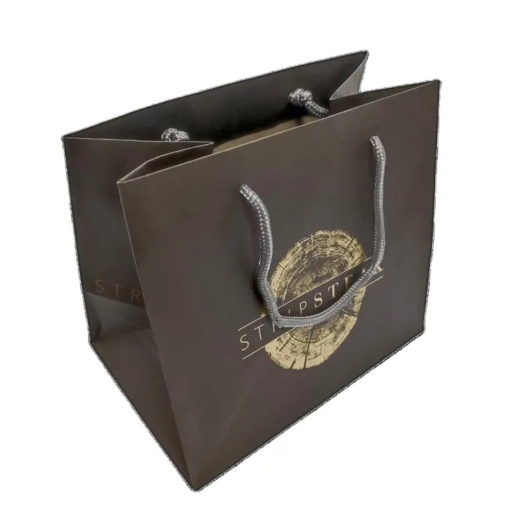 Wholesale recycled brown gift paper packaging shopping bag with handle and custom gold foil hot stamping logo