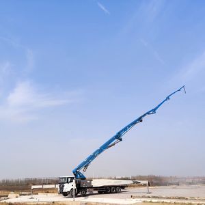 Camión Bomba de Hormigón de Cemento de Buen Precio de Fábrica China, Camión Bomba de Hormigón JIUHE de 70 m - Product Image 6