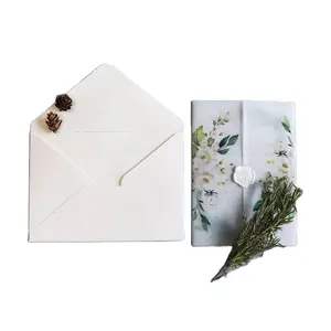 כרטיס הזמנה לחתונה ליום הולדת מסיבת אקריליק שקופה בסגנון אמריקאי מותאם אישית עם מעטפה ועטיפת נייר חלבית