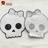 Nouveauté 2026 : Grandes écussons thermocollants en chenille, motif crâne fleuri et broderie de paillettes, pour Halloween, personnalisables, vente en gros pour vêtements