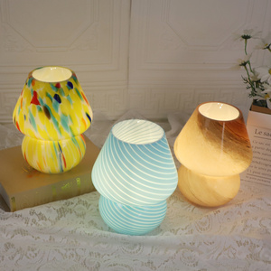 Lámpara <span class=keywords><strong>de</strong></span> mesa <span class=keywords><strong>de</strong></span> <span class=keywords><strong>cristal</strong></span> <span class=keywords><strong>de</strong></span> seta, lámpara <span class=keywords><strong>de</strong></span> escritorio LED <span class=keywords><strong>de</strong></span> Color degradado <span class=keywords><strong>de</strong></span> <span class=keywords><strong>cristal</strong></span> Vintage para decoración <span class=keywords><strong>de</strong></span> mesita <span class=keywords><strong>de</strong></span> noche <span class=keywords><strong>de</strong></span> dormitorio, luz <span class=keywords><strong>de</strong></span> noche bonita - Product Image 3