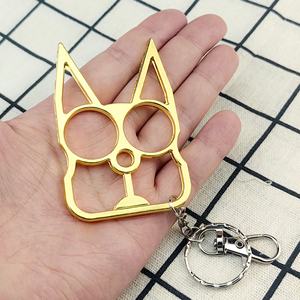 Offre Spéciale – Outil Porte-clés Multifonctionnel en Métal Personnalisé : Décapsuleur, Clé à Molette, Brise-vitre, Design Souriant Oreilles de Chat - Product Image 3